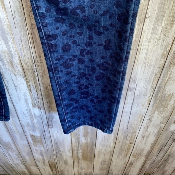 Talbots Blue Leopard Slim Ankle Jeans - Picture 4 of 8